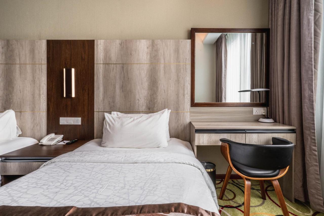 Ano Hotel Мири Екстериор снимка