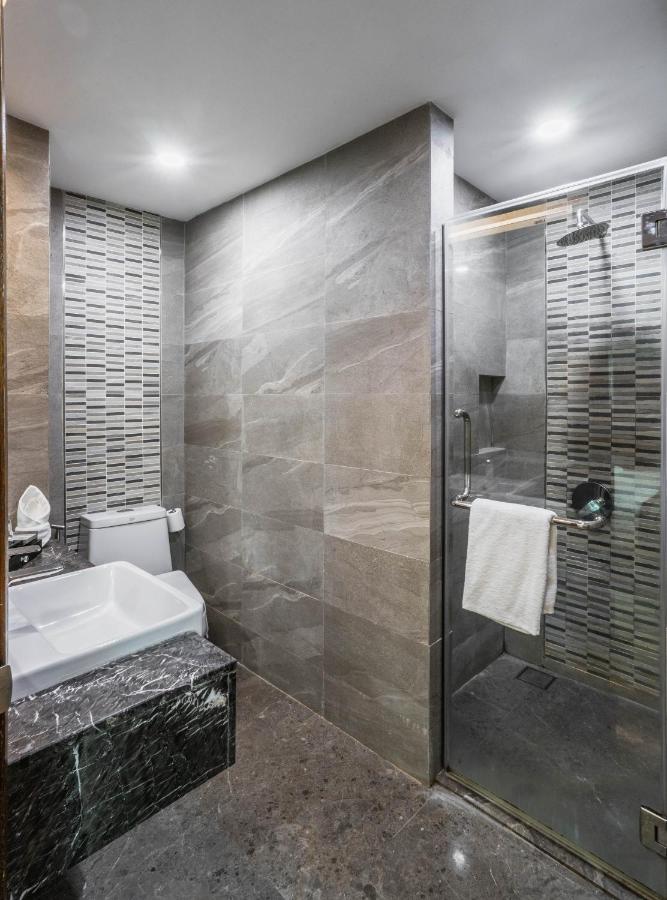 Ano Hotel Мири Екстериор снимка