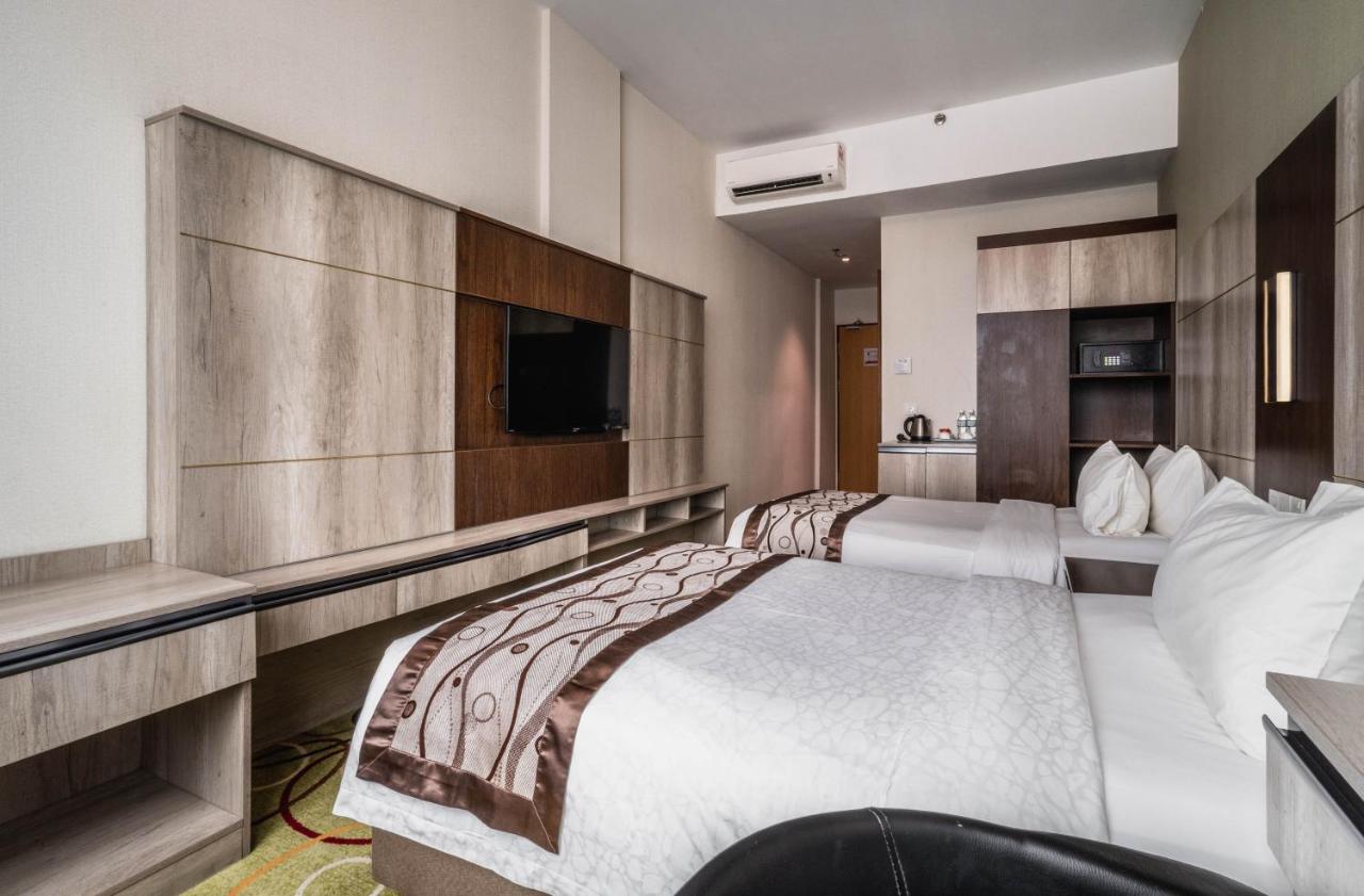 Ano Hotel Мири Екстериор снимка