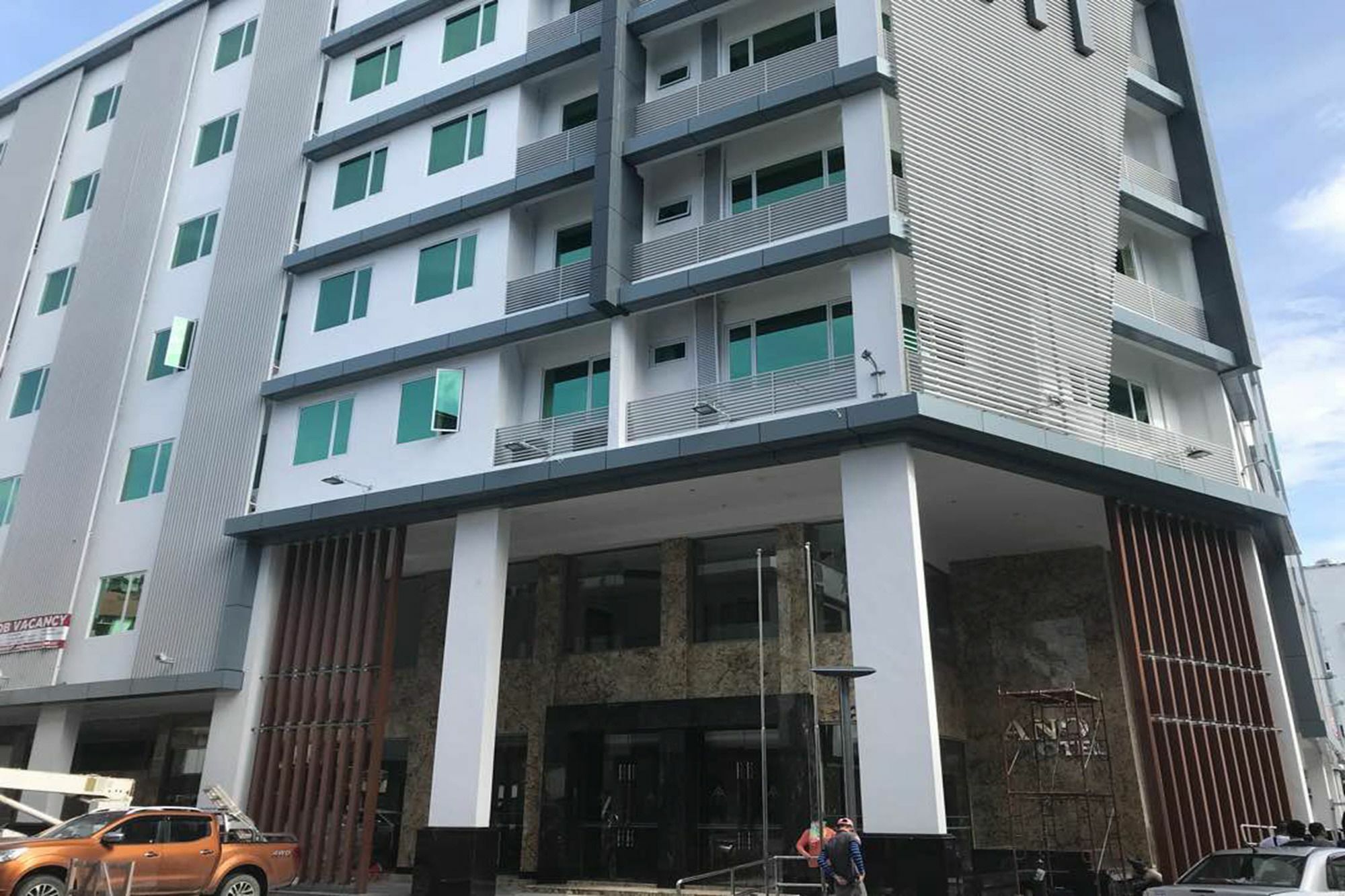 Ano Hotel Мири Екстериор снимка